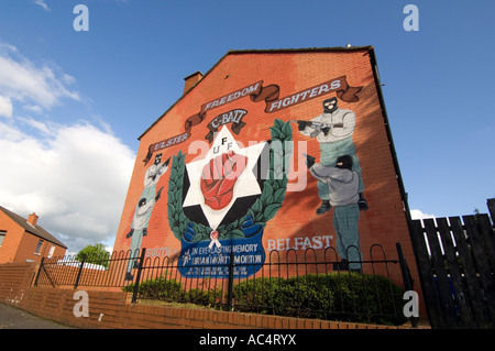 Loyalist Taughmonagh estate sectarian murals Belfast May 2007 Stock ...