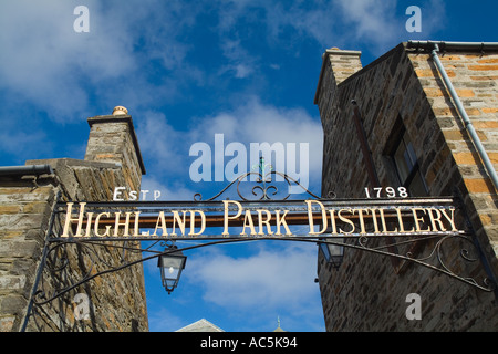 dh Highland Park Distillery KIRKWALL ORKNEY Malt whisky distillery sign over entrance to Highland Park Distillery scotland scottish whiskey