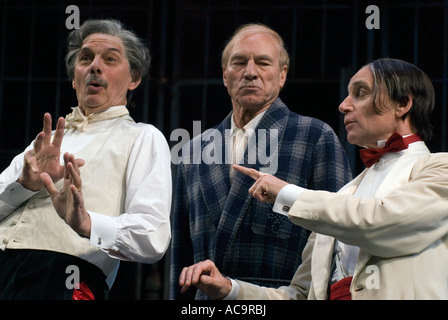 Paul Shelley as Sir Toby Belch left Patrick Stewart as Malvolio and Michael Feast as Feste in Twelfth Night at Chichester Festiv Stock Photo