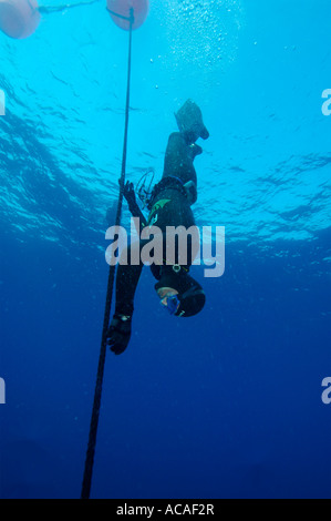 Herbert Nitsch breaks the new No Limits world freediving record diving to 214m 700ft in Spetses Greece Stock Photo