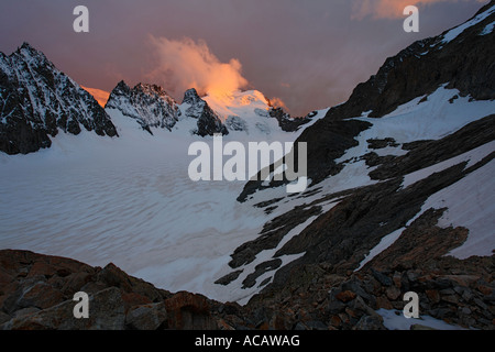 Barre des Ecrins 4.102 m, Glacier Blanc, Provence-Alpes-Cote de Azur, Hautes-Alpes, France Stock Photo