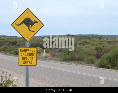 KANGAROO WILDLIFE WARNING ROAD SIGN, INNES NATIONAL PARK, SOUTHERN YORKE PENINSULA, SOUTH AUSTRALIA Stock Photo