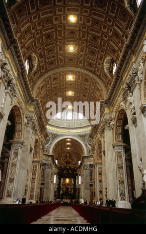 Main Altar in San Pietro cathedral in Vatican Stock Photo - Alamy