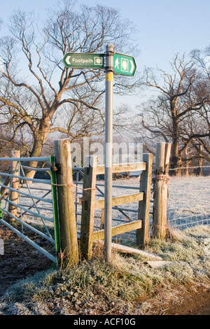 Early morning Frost near Westbere in Kent Stock Photo - Alamy