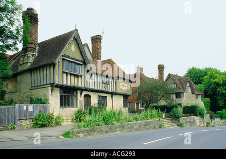 Traditional English cottage houses in the village of Penshurst, Kent, southeast England, UK. Stock Photo