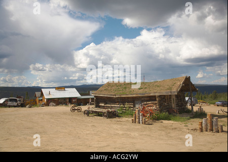 Boundary Lodge one of the first roadhouses in Alaska in Boundary Alaska on the Taylor Highway near the Yukon Territory Canadian Stock Photo