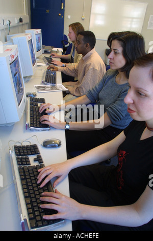 Mature students in computer class at WMC Camden London Stock Photo