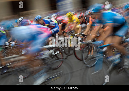 Maillot jaune (yellow jersey) of Alberto Contador, final stage of the Tour de France on the Rue de Rivoli, Paris, France Stock Photo