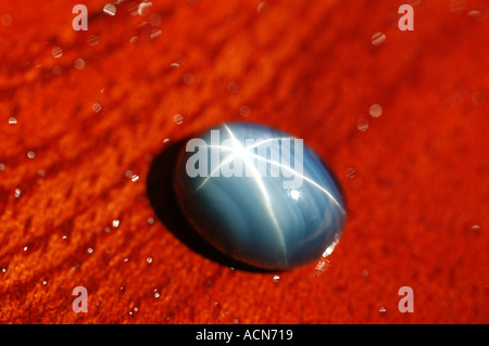 5 sided pentagon crystal structure in star sapphire dsc 0045 Stock Photo