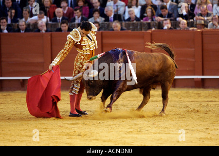 Manuel Jesus El Cid performing a derechazo or right hand bullfight Stock Photo