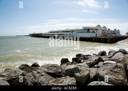 Sea defences and clacton-on-sea pier Stock Photo