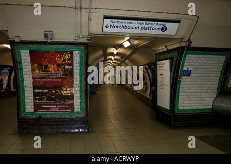 Camden Town Underground Station - Northern Line - London (Pre-upgrade May 2007) Stock Photo