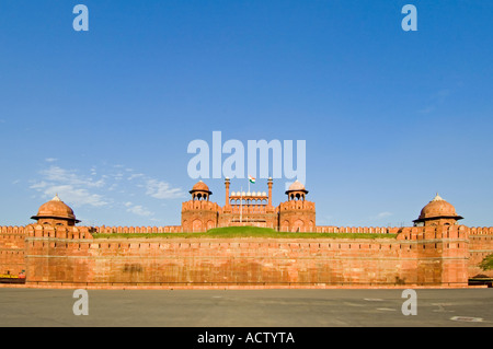 A wide angle view of the imposing turretted fortifications of the Red Fort (Lal Qila) in Delhi. Stock Photo