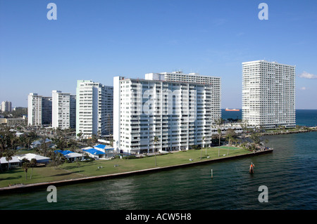 Fort Lauderdale Florida skyline with apartment blocks beside the intercoastal waterway Stock Photo