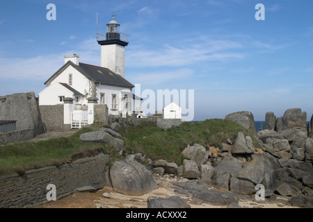 Phare de Pontusval Pointe Beg-Pol Brignogan Finisterre Lighthouse at Kerlouan Brittany France Stock Photo