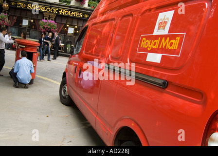 Royal Mail van collecting post London England UK Stock Photo
