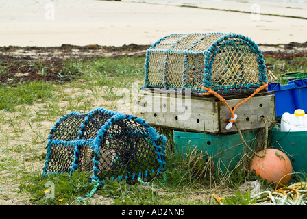 dh  GLIMS HOLM ORKNEY Fishing lobster and crab creels on beach Weddell Sound Stock Photo