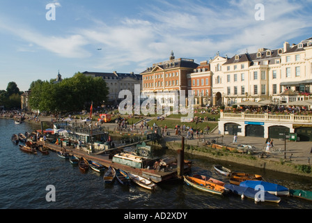 Richmond Upon Thames Surrey England  River Thames Riverside tourists weekend afternoon Flight path airplane HOMER SYKES Stock Photo