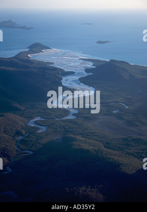 Aerial of Whitsunday Island and the famous Hill Inlet Stock Photo - Alamy