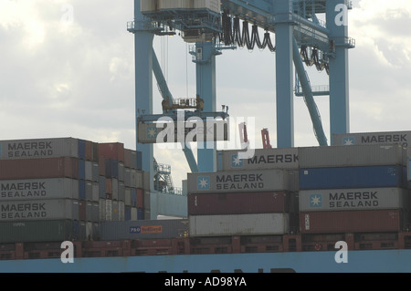 Ships loading in Port Elizabeth New Jersey Stock Photo