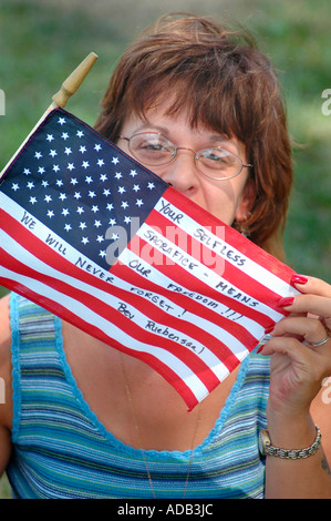 Friends and family grieving at memorial for 14 Marines Killed in Iraq by IED all from Ohio reserve unit in Brook Park Ohio Stock Photo