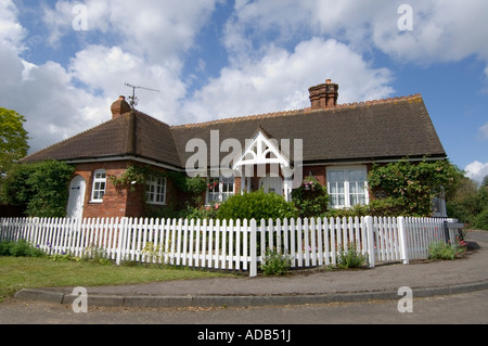 Cottage - Shalford - Surrey - UK - United Kingdom - England Stock Photo