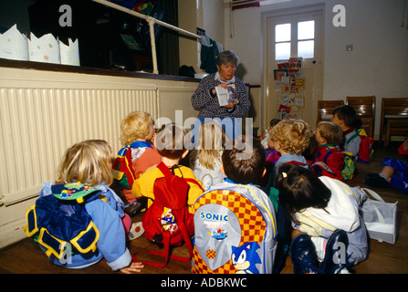 Kindergarten St Joseph's Church Epsom England Story Time before the children leave Stock Photo