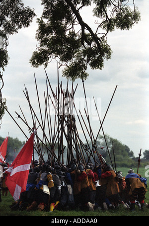Battle Of Worcester Re Enactment Worcestershire England Stock Photo Alamy battle-of-worcester-re-enactment-worcestershire-england-stock-photo-alamy