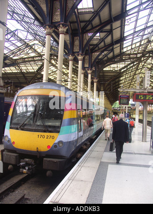 Train at platform Liverpool Street station London Stock Photo