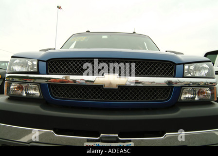 Chevy Pick Up truck chevrolet american car SUV army vechical car gas guzzler gasguzzler badge enginering pickup general motors b Stock Photo