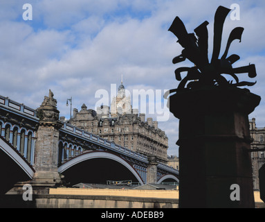 Sculpture on East Market Street, with North Bridge beyond, Edinburgh, Lothian, Scotland, UK. Stock Photo