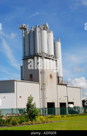 Euromix concrete and mortar plant at Cadishead and Irlam industrial ...