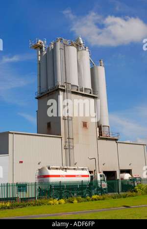 Euromix concrete and mortar plant at Cadishead and Irlam industrial ...