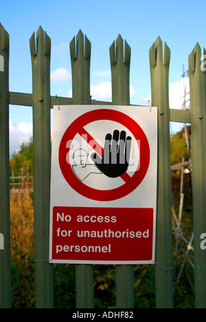 Building construction site safety warning sign Stock Photo