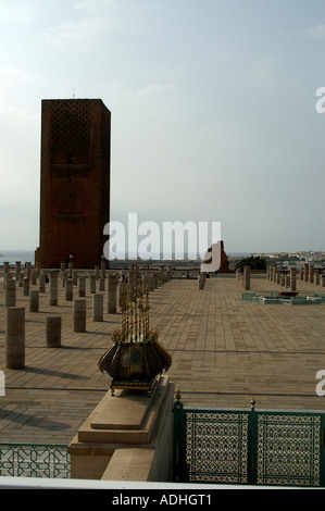 Candelabra Hassan tower + remains of the mosque's prayer hall Rabat Morocco Stock Photo