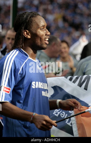 Didier Drogba celebrates in the Wembley sun Stock Photo