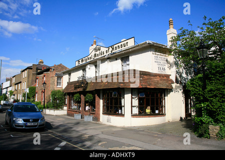 The Maids of Honour Tearoom and Restaurant opposite Kew Gardens in ...