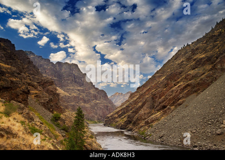 Snake River just below Hell s Canyon Dam with clouds Hell s Canyon National Recreation Area Oregon Idaho Stock Photo