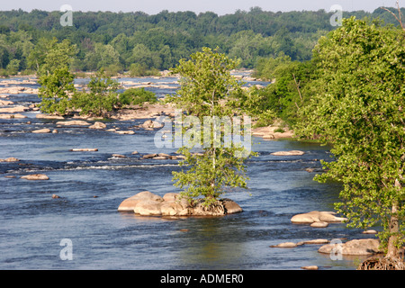 Richmond Virginia,James River,water,rocks,trees,fall line,VA060518087 Stock Photo