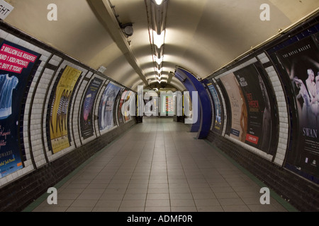 Camden Town Underground Station - Northern Line - London (Pre-upgrade May 2007) Stock Photo