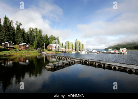 Footgridgde and lodge at Babine lake in British Columbia, Canada Stock Photo