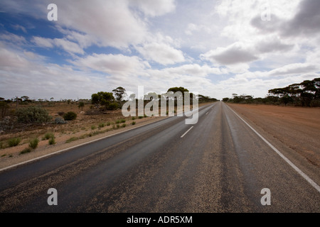 Longest straight stretch of road in Australia National Highway 1 between Belladonia and Caiguna Western Australia WA Stock Photo