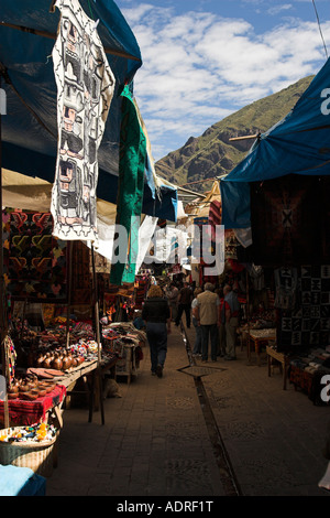 [Pisac Market], [Sacred Valley], Peru, 'South America', colourful outdoor market stalls selling peruvian crafts and textiles Stock Photo