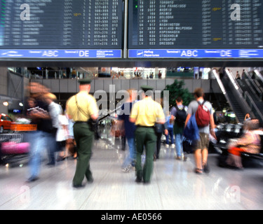 Polizei At Frankfurt Airport Stock Photo - Alamy