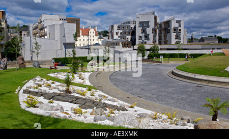Panoramic view of the Scottish Parliament from the steps of Our Dynamic Earth Stock Photo