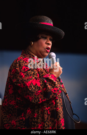 RUTH BROWN SINGS with an intense facial expression at the MONTEREY JAZZ FESTIVAL CALIFORNIA Stock Photo