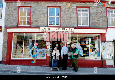 Dai and Chris Davies local newsagents, tobacconists and confectioners shop at Hay on Wye Powys Wales UK Stock Photo