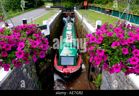 Narrowboat in Brynich Lock on the Monmouthshire and Brecon Canal near Llanfrynach Powys South Wales UK Stock Photo