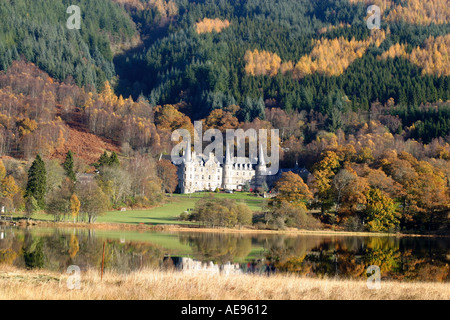 Autumn colors on the banks of beautiful Loch Achray in Scotland.Spectacular setting for Tigh Mor Trossachs Timeshare Stock Photo