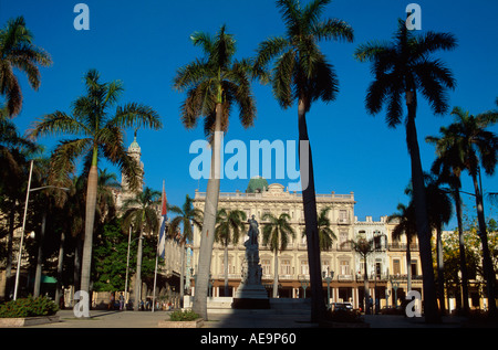 Parque Central (Central Park) with the Hotel Inglaterra behind, Havana, Cuba Stock Photo